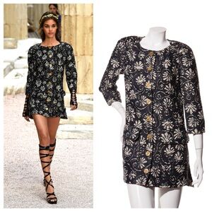 Chanel Cruise 2018 Greece Jacket Tweed FR 36 Navy w/ Owl Medallion Buttons